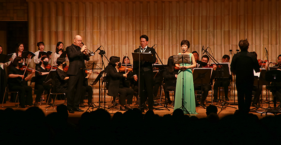 삶의 터전을 잃은 우크라이나 난민들을 돕고자 7월 7일 저녁 8시 유튜브 ‘알TV’ 채널을 통해 ‘제19회 밀알콘서트를 개최했습니다.