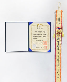 물품 기증이 장애인 고용으로 연결되는 선순환 구조를 통해 장애인 직업재활의 혁신적인 모델을 구축한 밀알복지재단 굿윌스토어