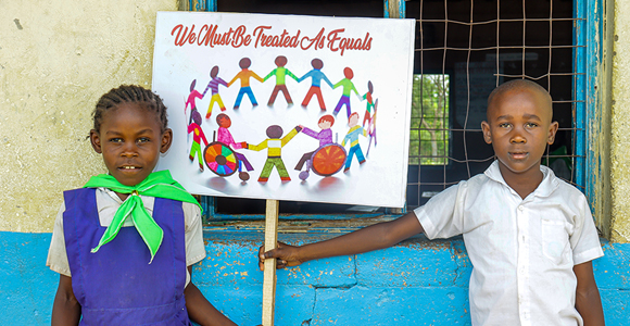 장애는 무능이 아니다(Disability is not inability). 세계 장애인의 날을 맞아 밀알복지재단의 해외 사업장에서는 장애인의 가능성과 사회통합을 지역사회에 알렸습니다.