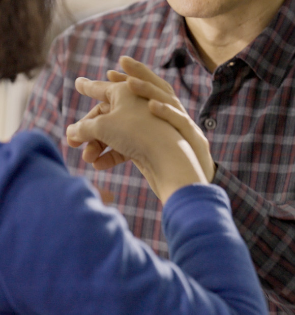 헬렌켈러가 활동한 지 100여 년이 지나도 사각지대는 있습니다. 바로 ‘시청각장애인’입니다.
당신의 관심은 시청각장애인이 행복한 삶을 살아갈 힘이 됩니다.