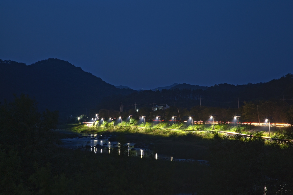 안심가로등이 설치된 강원도 횡성군 모습.jpg