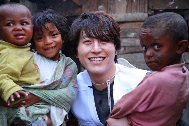 밀알복지재단 나눔대사, 류수영이 소개하는 '천천클럽' 캠페인! 지금 함께 동참하세요!