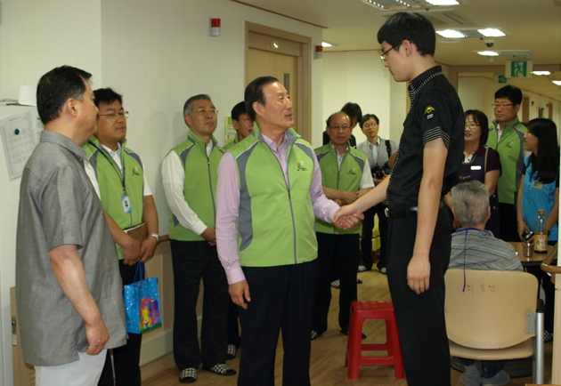 박창명 병무청장, 도봉실버센터 방문